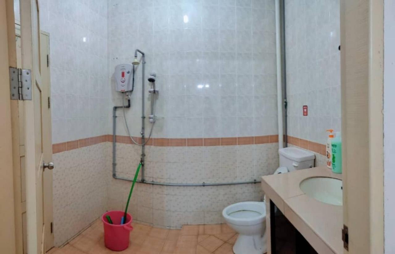Nh Homestay Sibu Bagian luar foto